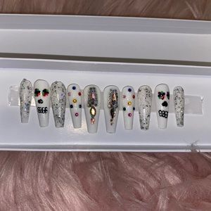 Sugar Skull nails 🎉